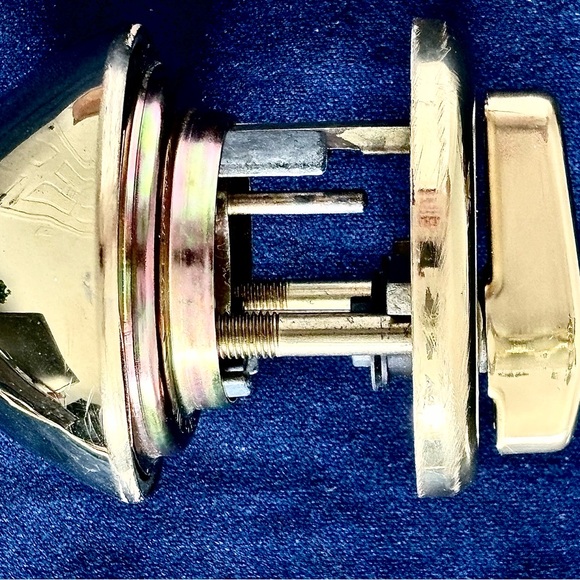 “SCHLAGE” POLISHED KEYED DEADBOLT… - Picture 3 of 10